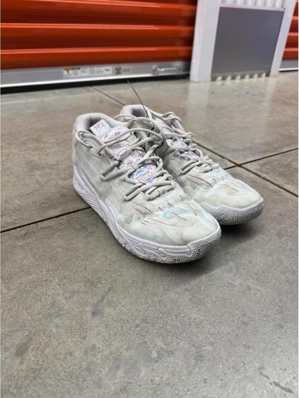 Puma LaMelo Ball MB.03 Iridescent basketball gym shoes size 10 MENS